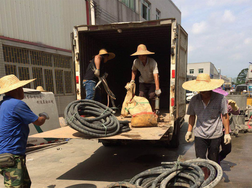 古蔺一部件厂房地基出现下沉注浆加固